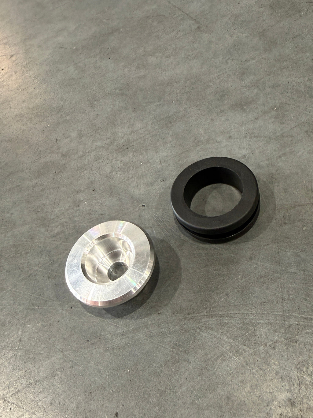 Universal Billet Aluminium Isolator Mount M6