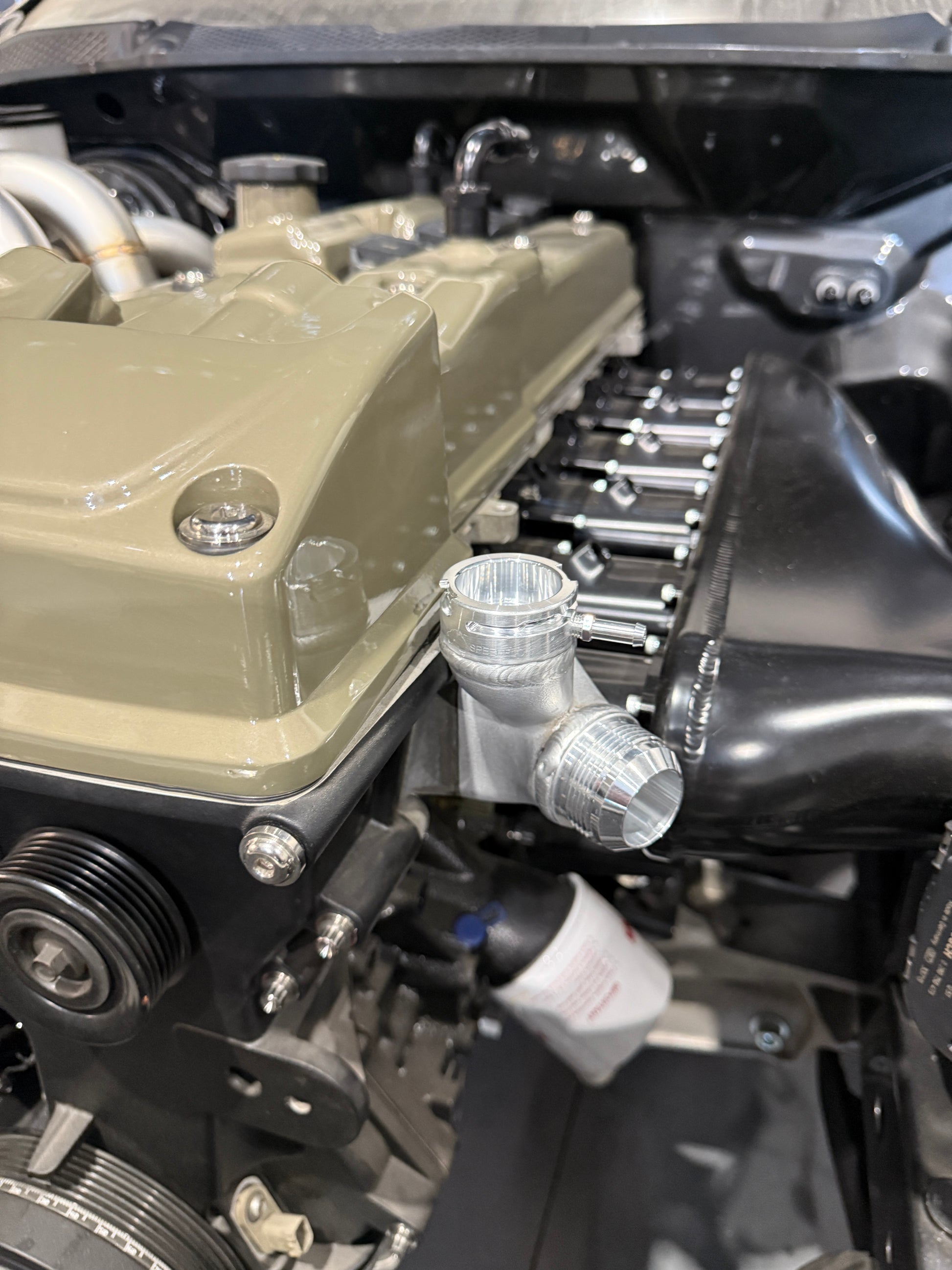 (Ford) Barra Compact Water Outlet Adaptor With Filler Neck