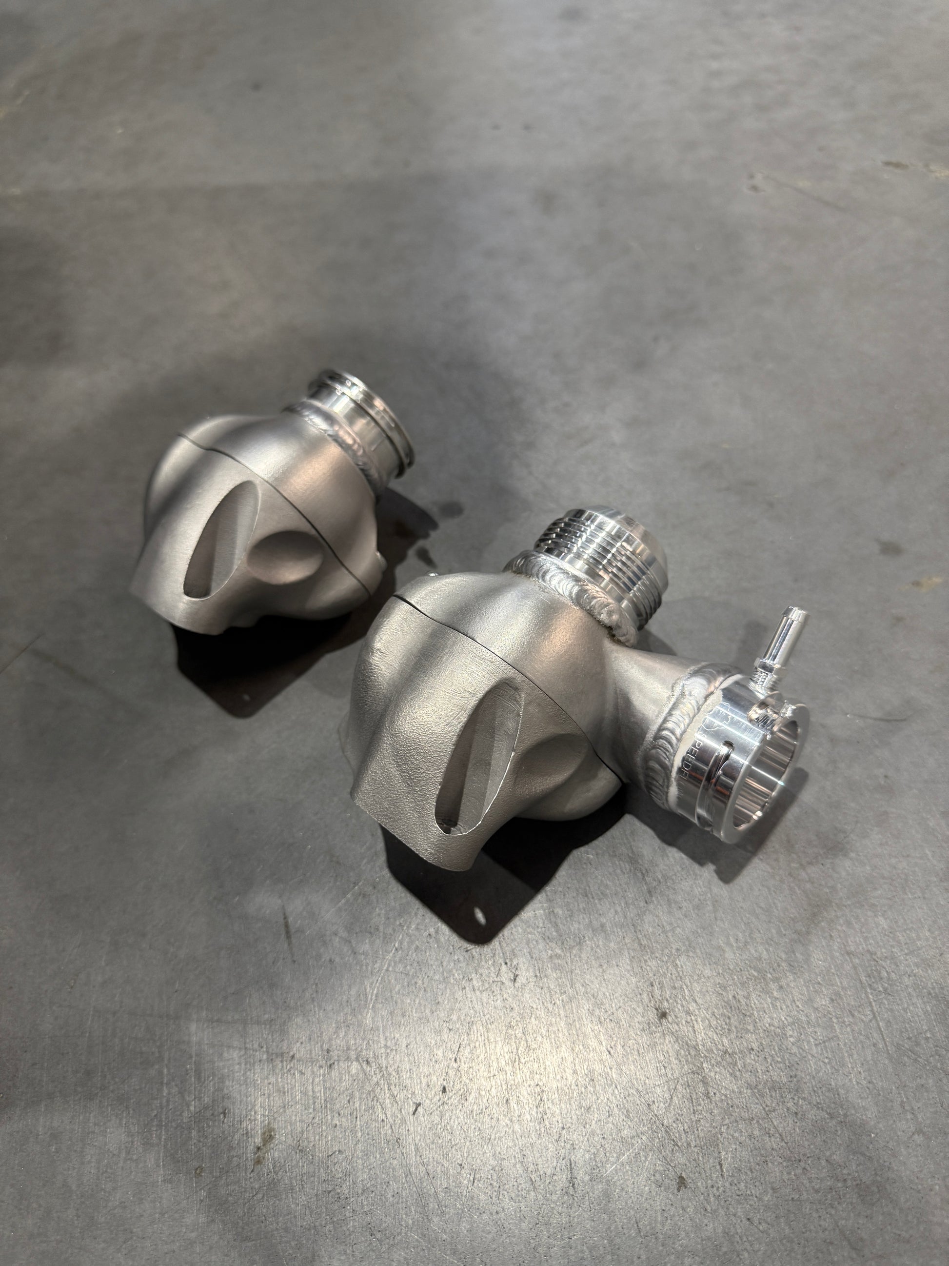 (Ford) Barra thermostat housing